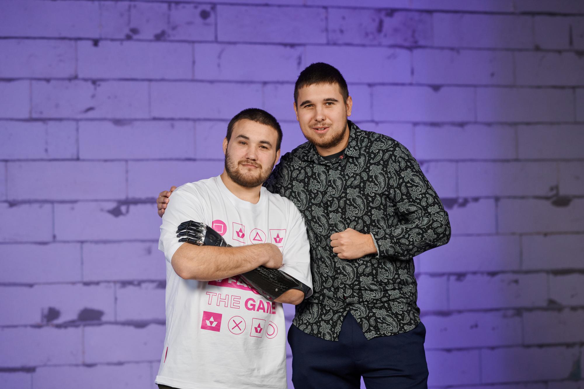 Звільнення Херсона та життя після травми: історія героя, який отримав біонічний протез від Favbet